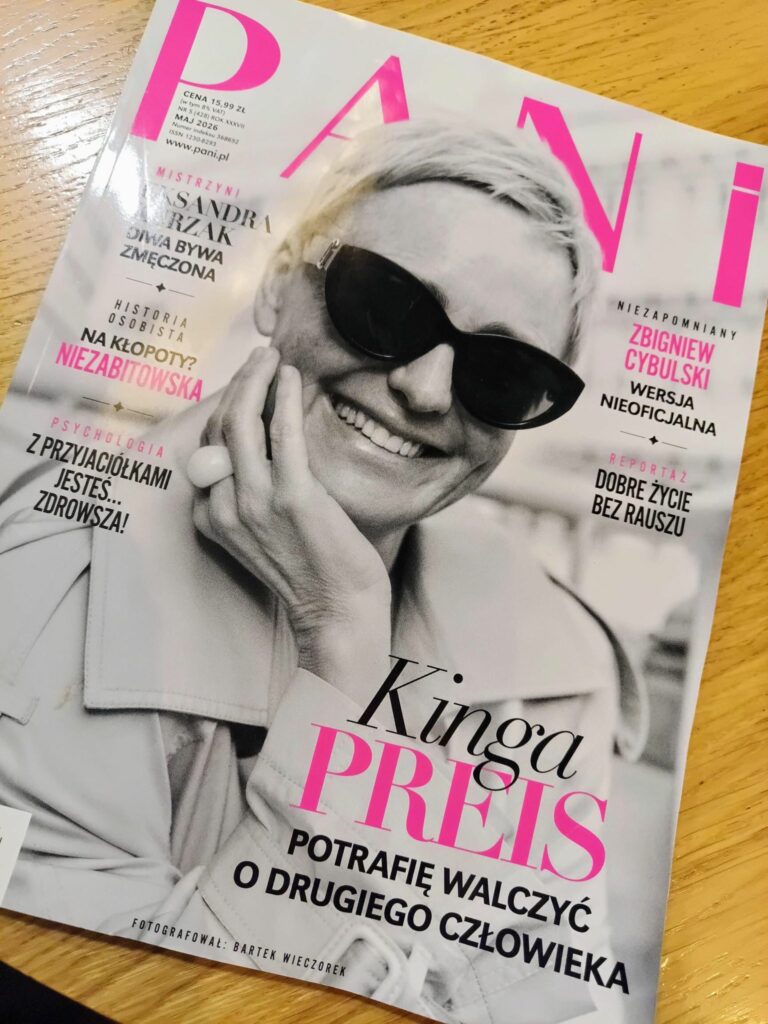 Okładka majowego numeru miesięcznika "Pani". Na okładce uśmiechnięta Kinga Preis.